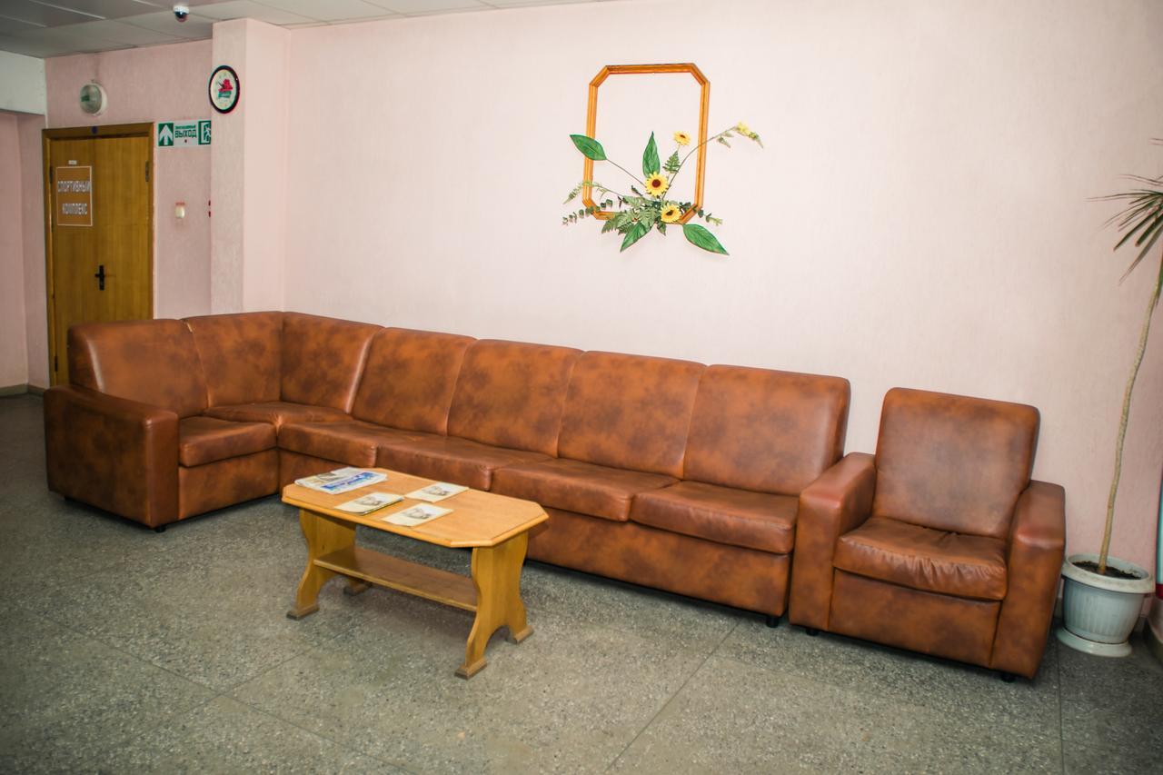 جومل Hotel Gotsor For Competitive Sports المظهر الخارجي الصورة